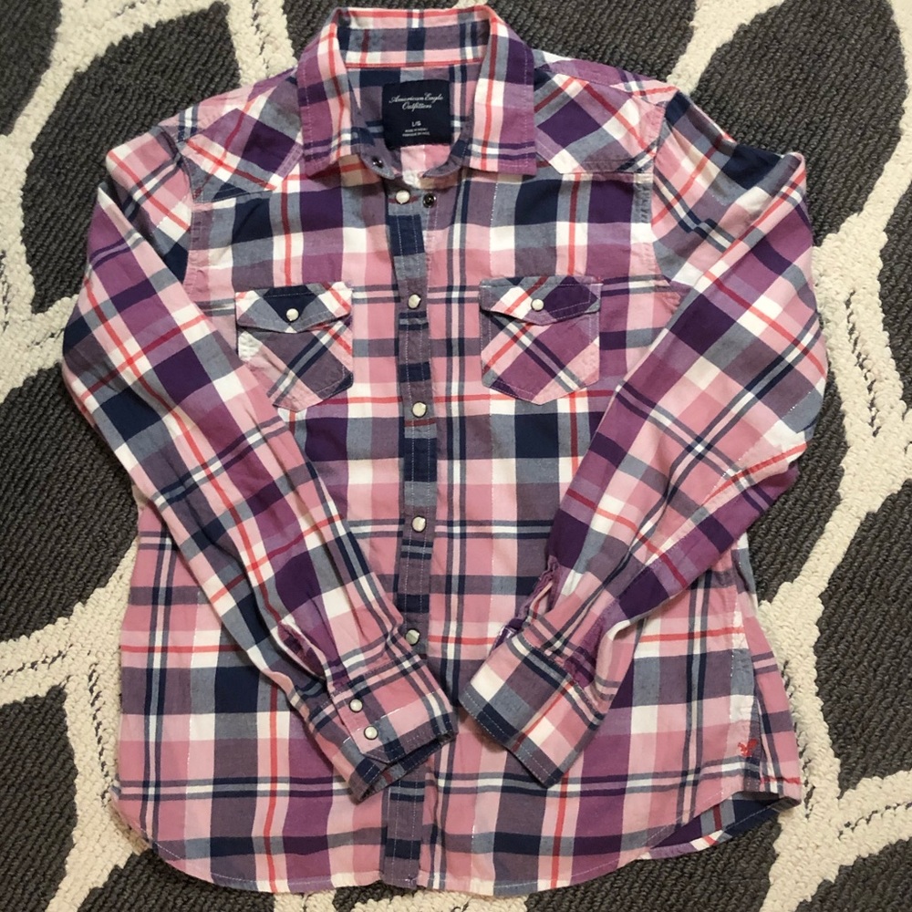 American Eagle Outfitters Button Down Shirt